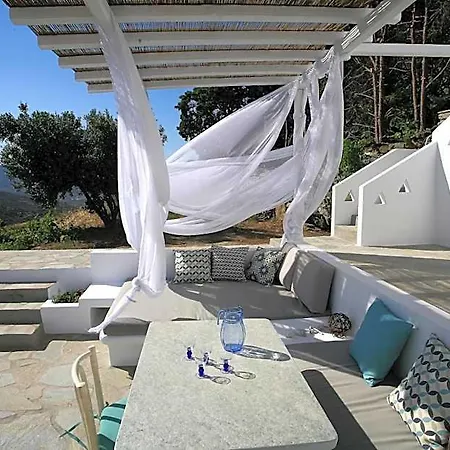 Отель Saffron Boutique Isternia (Tinos)