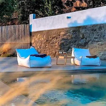Saffron Boutique Isternia (Tinos)
