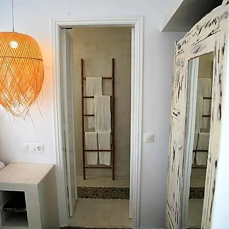 Saffron Boutique