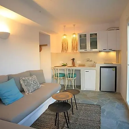 Saffron Boutique Отель Isternia (Tinos)