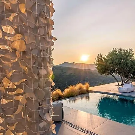 Saffron Boutique Отель Isternia (Tinos)