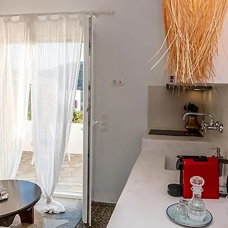 Saffron Boutique Отель Isternia (Tinos)